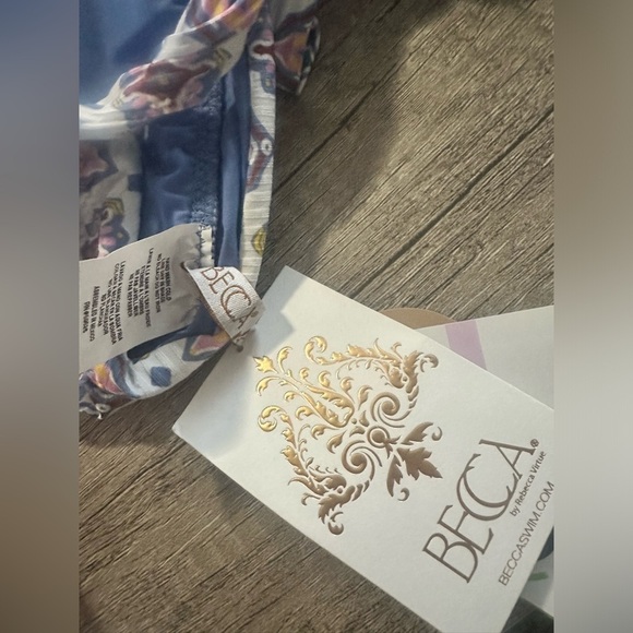 Becca Swim Top - Picture 3 of 7